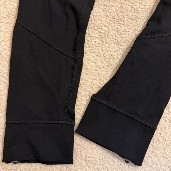 Calvin Klein Women's Classic Black Leggings - Picture 5 of 10